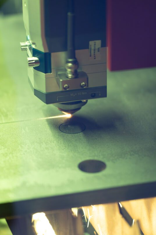 Photon Lite CNC-laserpink, hind alates 80 000 €