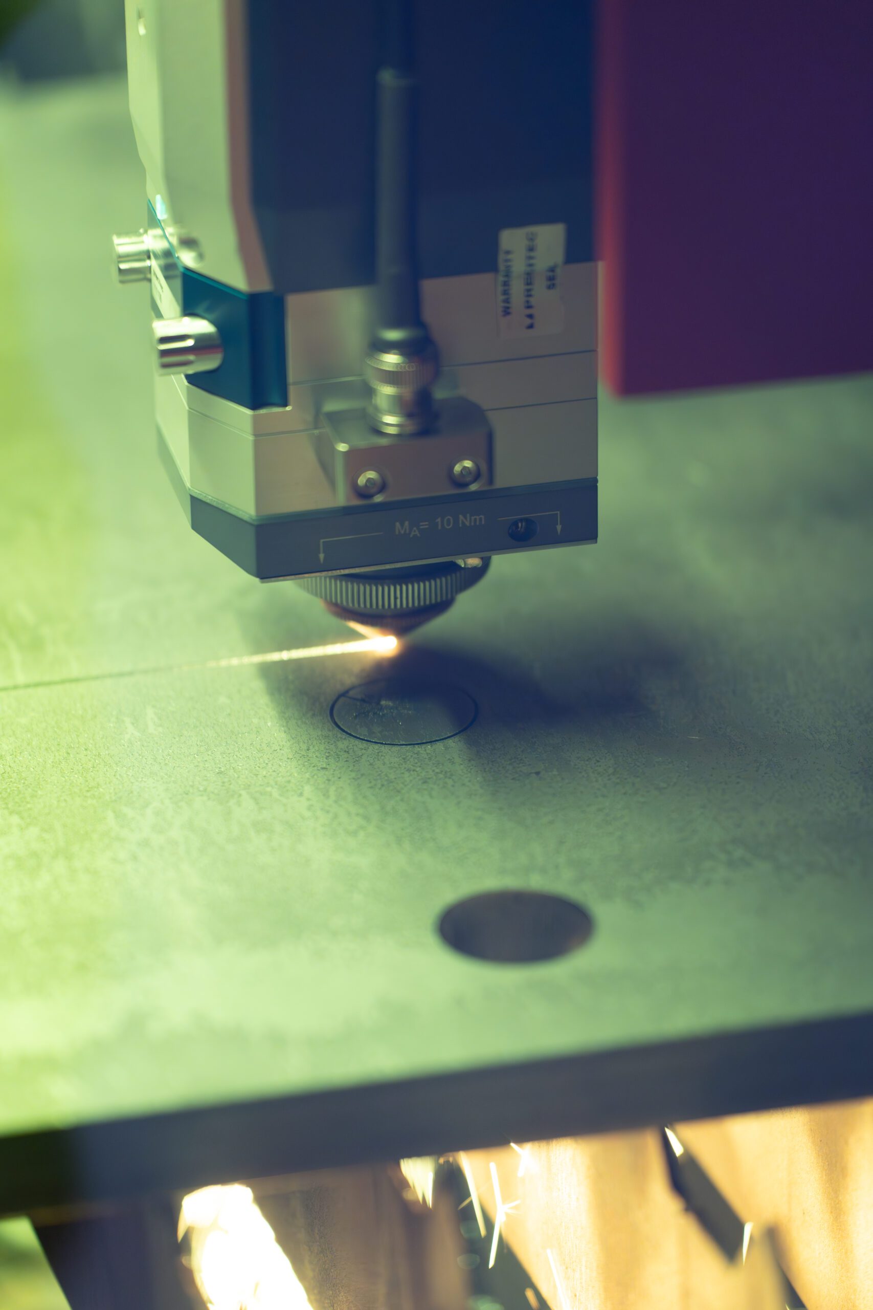 Photon Lite CNC-laserpink, hind alates 80 000 €