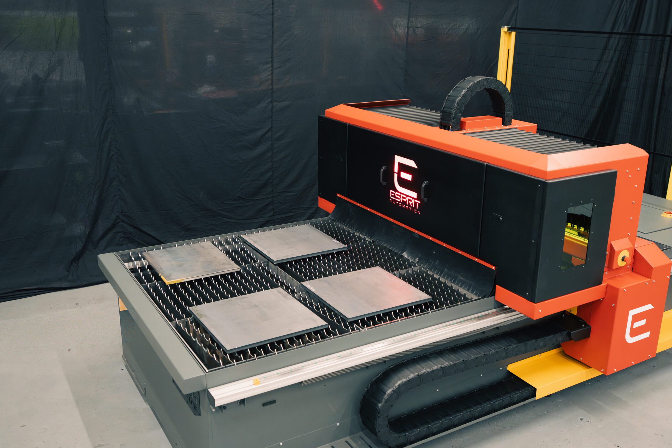 Photon Lite CNC-laserpink, hind alates 80 000 €