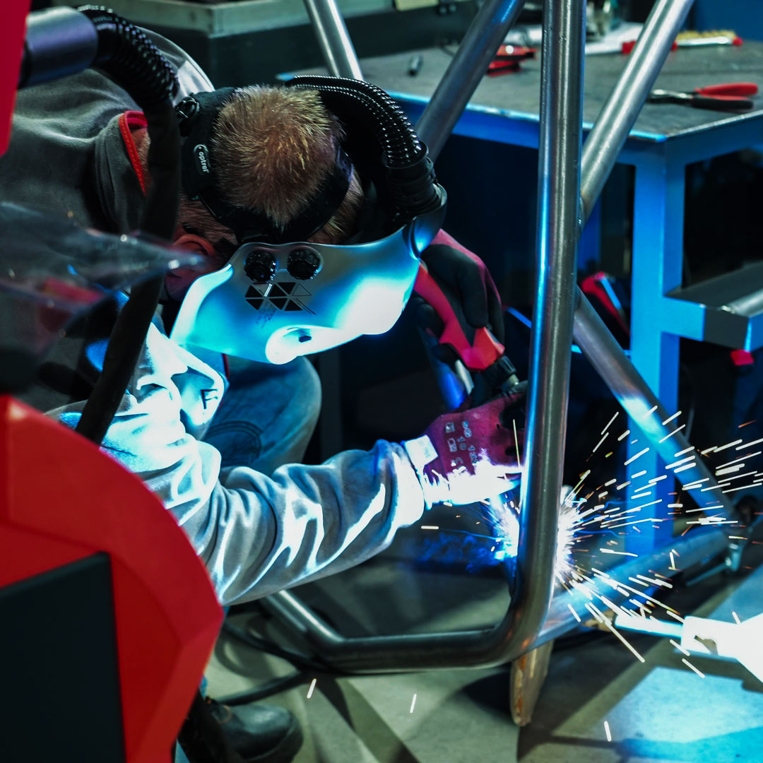 Laserkeevitamine tööstuslikus tootmises – täpne ja kontrollitud keevitusprotsess