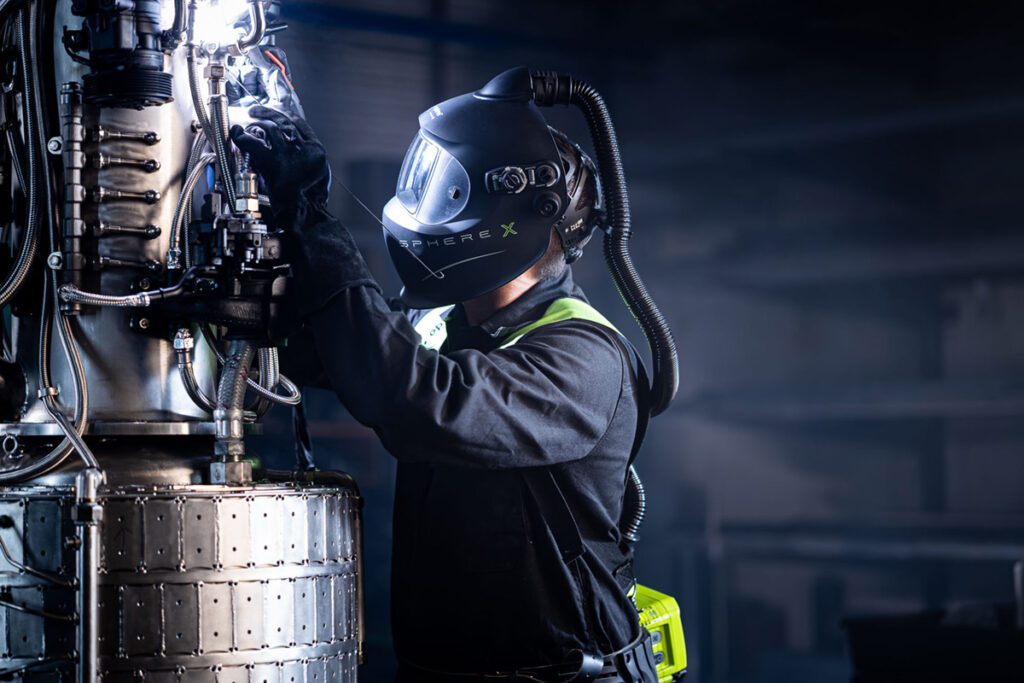 optrel sphereX keevitusmask tegevuses